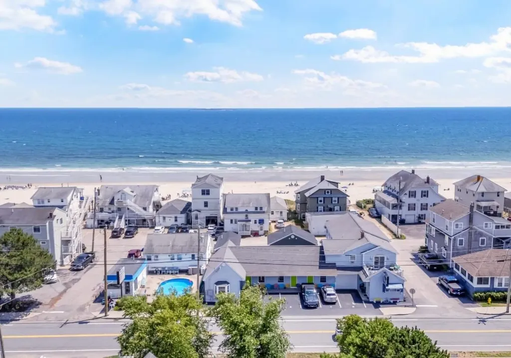 188 E Grand Avenue Old Orchard Beach ME 04064