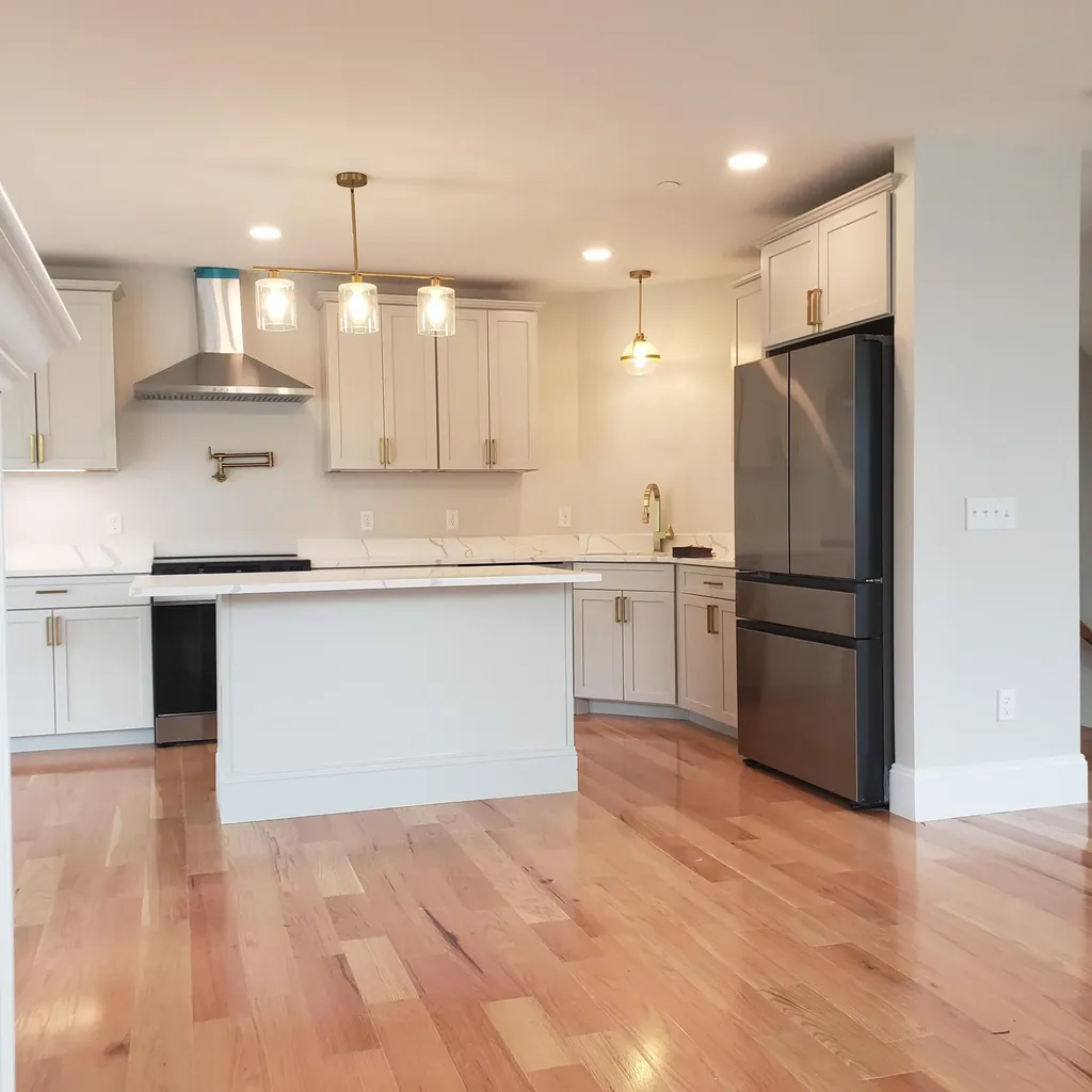188 E Grand Avenue Old Orchard Beach ME 04064