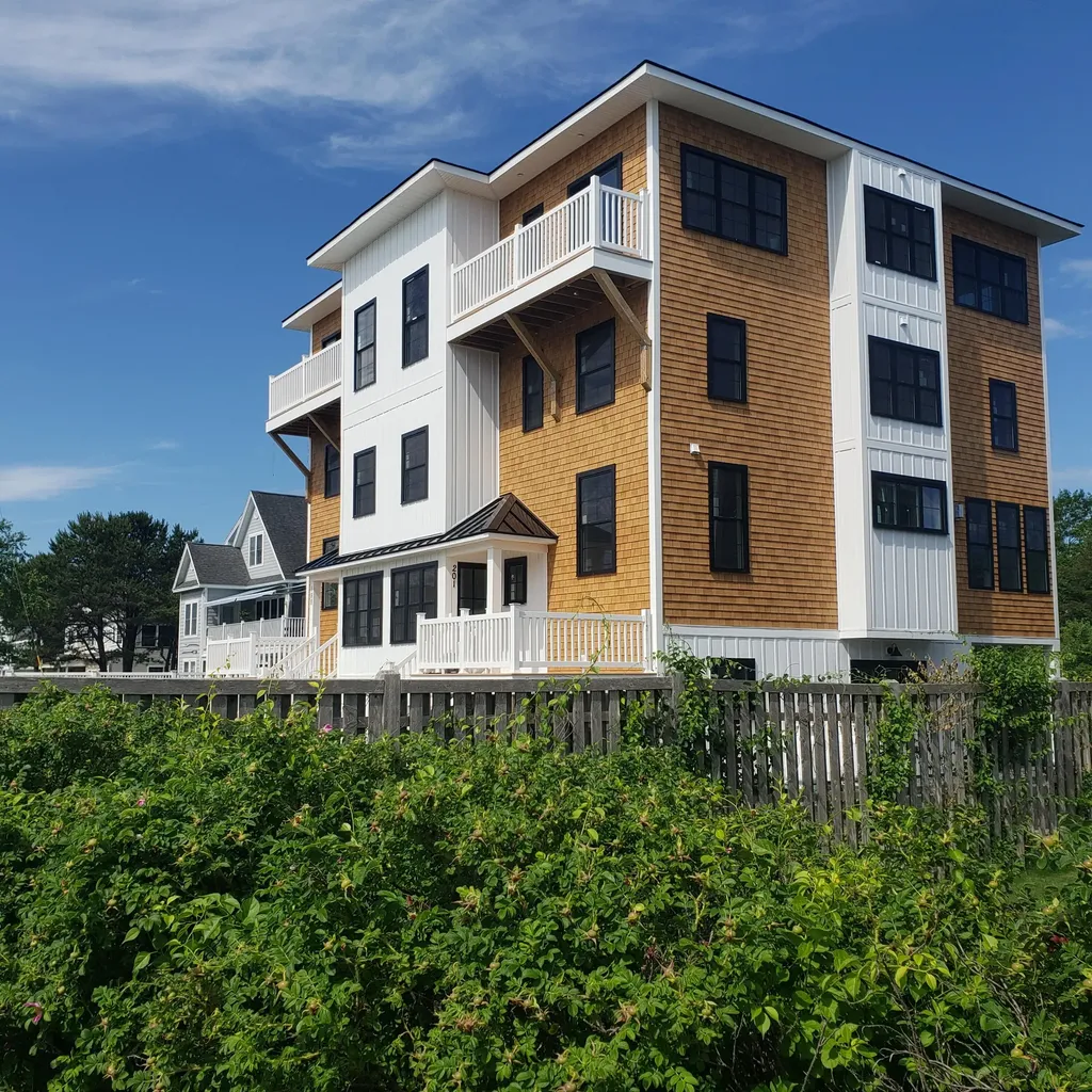 188 E Grand Avenue Old Orchard Beach ME 04064