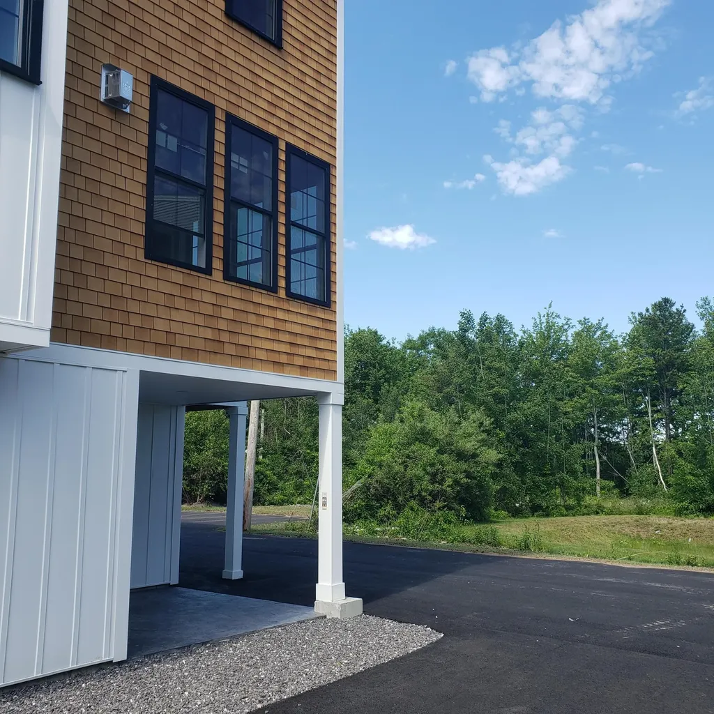188 E Grand Avenue Old Orchard Beach ME 04064