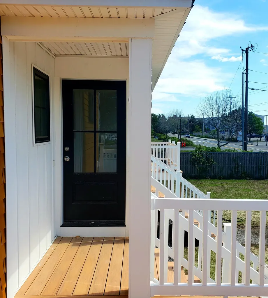 188 E Grand Avenue Old Orchard Beach ME 04064