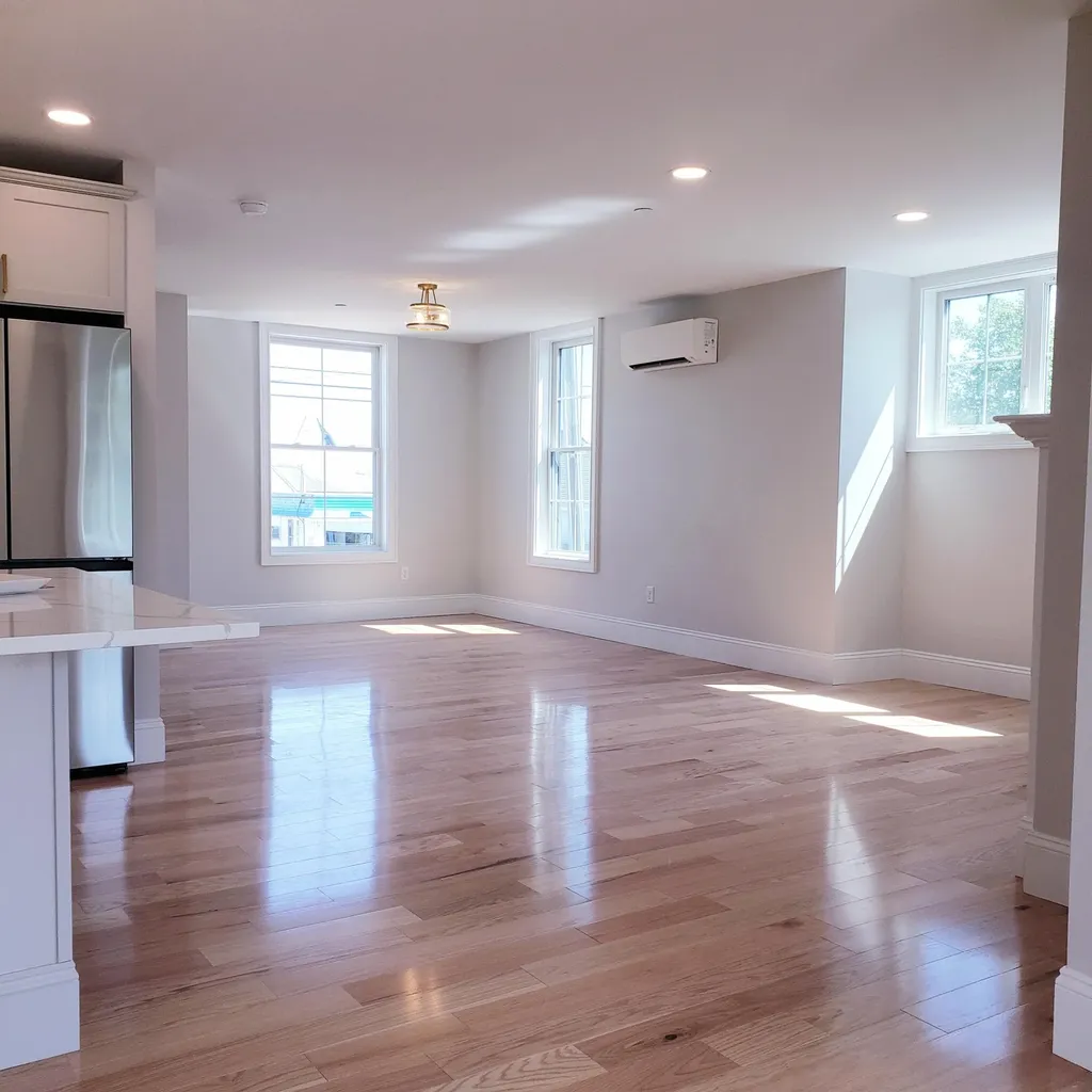 188 E Grand Avenue Old Orchard Beach ME 04064