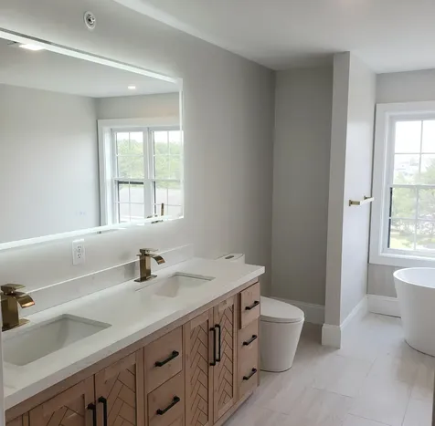 188 E Grand Avenue Old Orchard Beach ME 04064