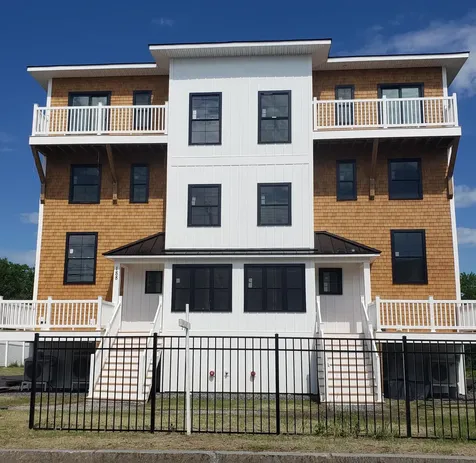 188 E Grand Avenue Old Orchard Beach ME 04064