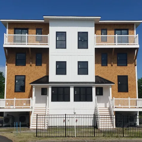 188 E Grand Avenue Old Orchard Beach ME 04064