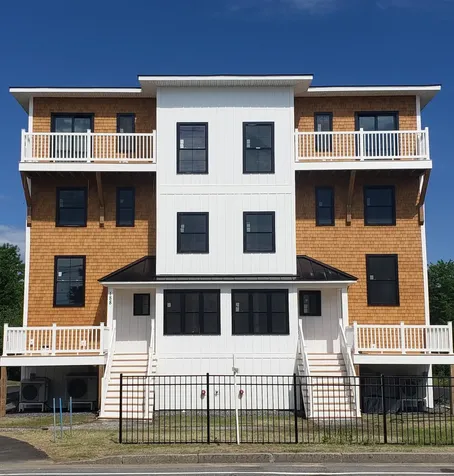 188 E Grand Avenue Old Orchard Beach ME 04064
