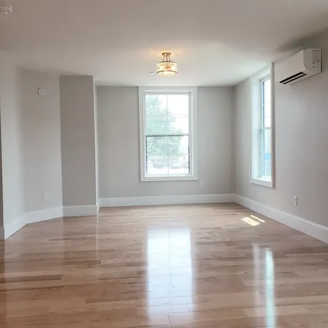 188 E Grand Avenue Old Orchard Beach ME 04064