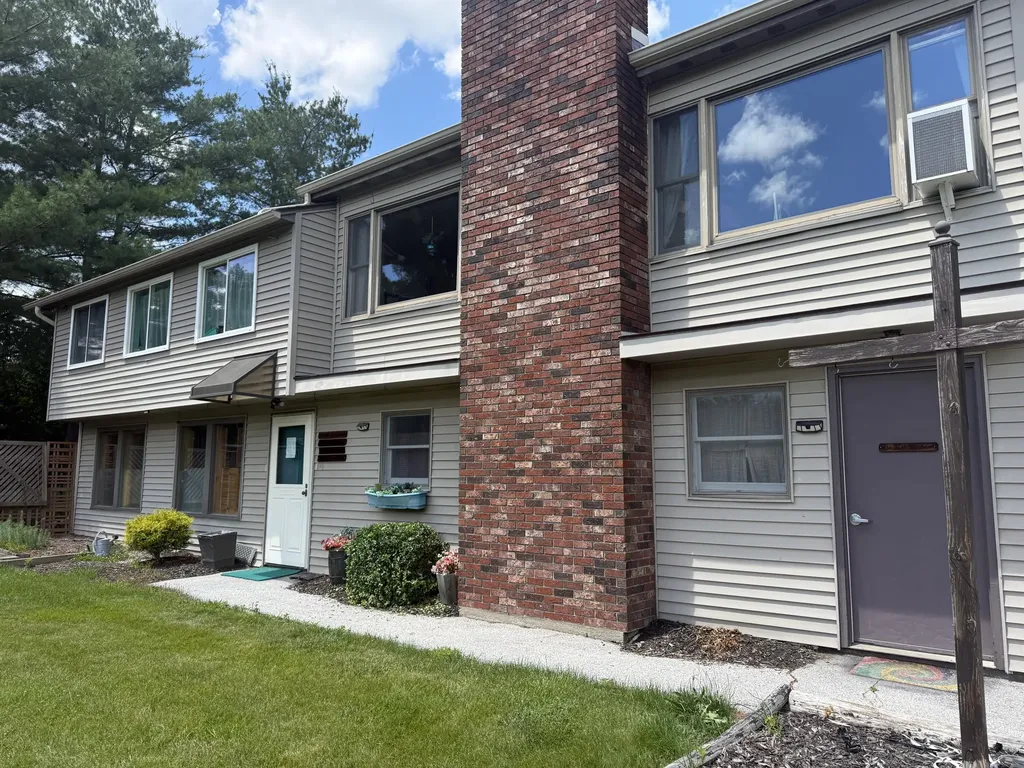 363 Mount Hope Avenue Bangor ME 04401
