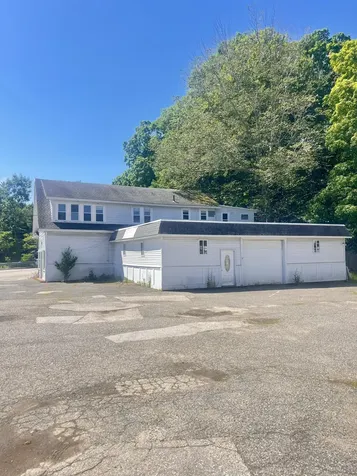 33 Old Post Road Kittery ME 03904