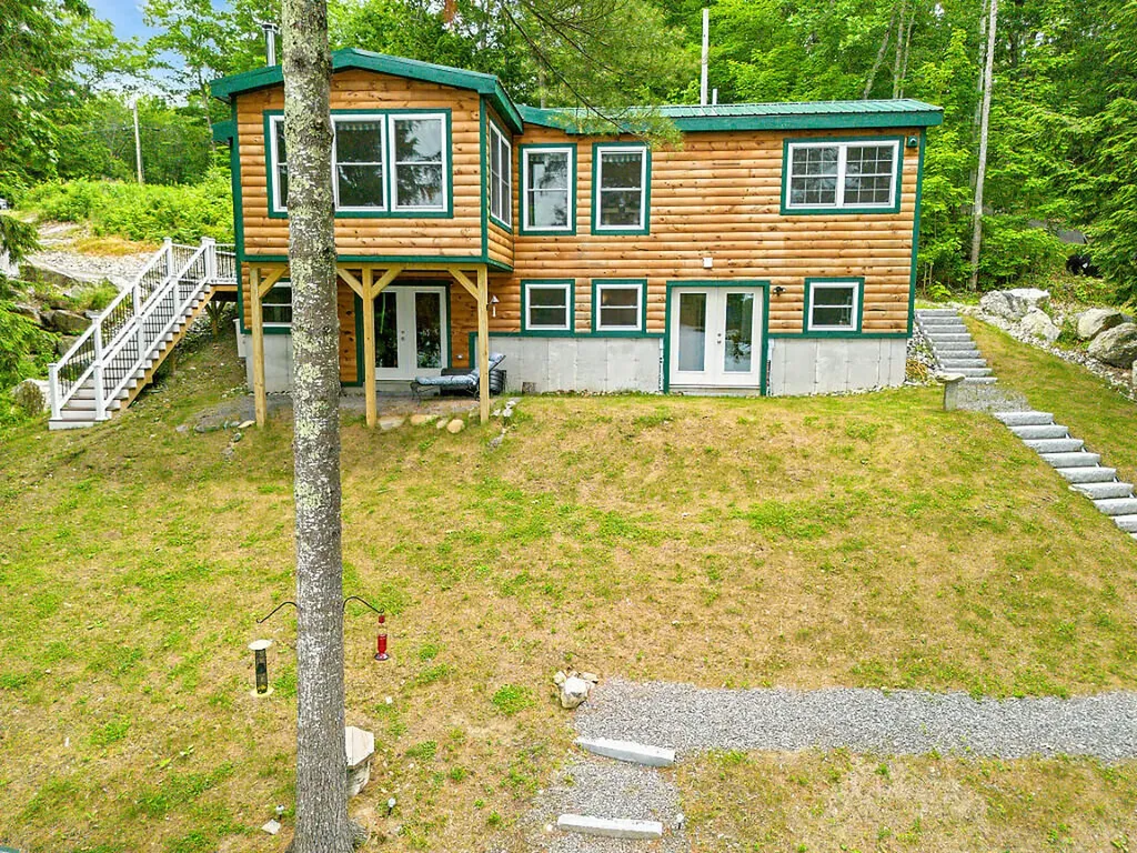 73 Mallard Drive Richmond ME 04357