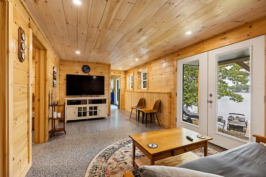 73 Mallard Drive Richmond ME 04357