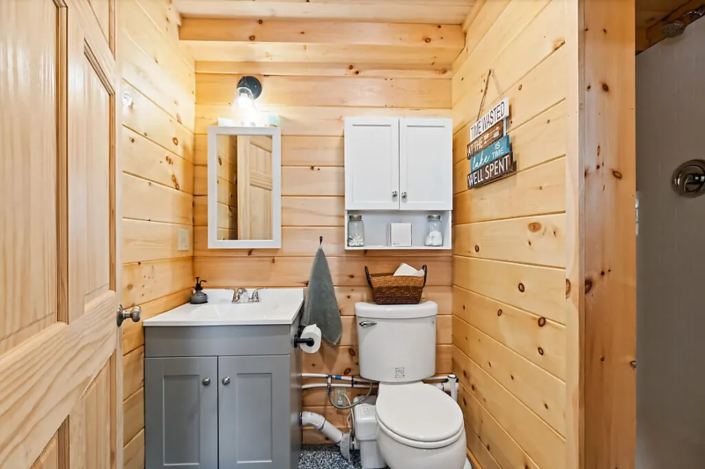 73 Mallard Drive Richmond ME 04357
