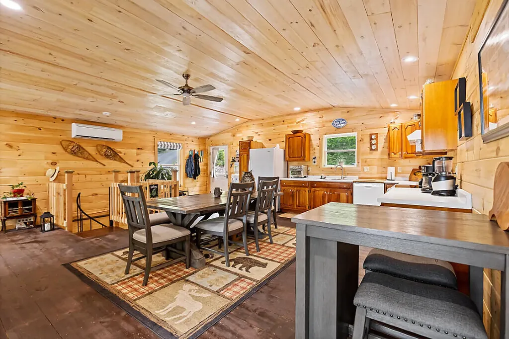 73 Mallard Drive Richmond ME 04357