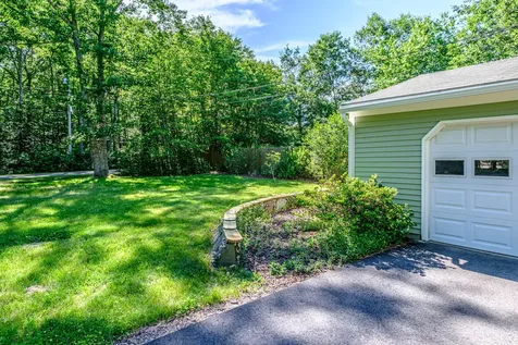 10 Lost Tree Lane Lyman ME 04002