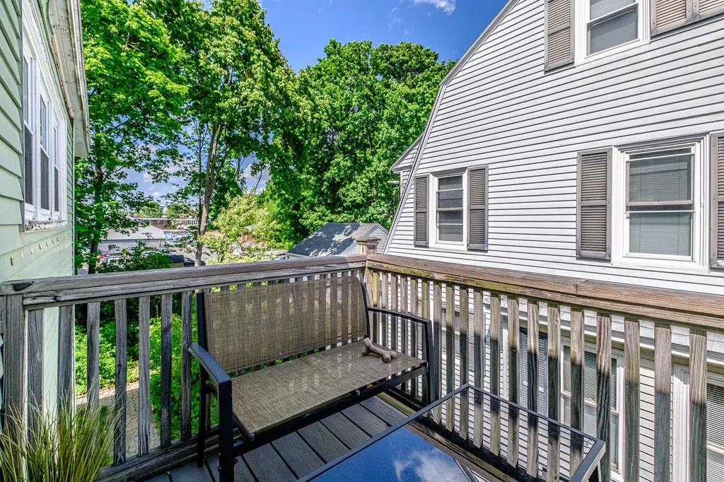15 Longfellow Street Portland ME 04103