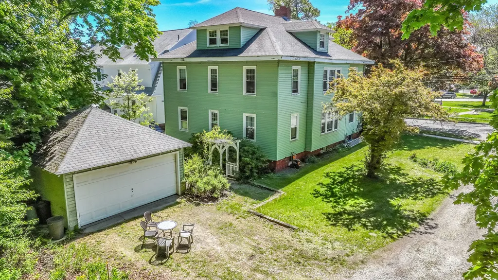 15 Longfellow Street Portland ME 04103