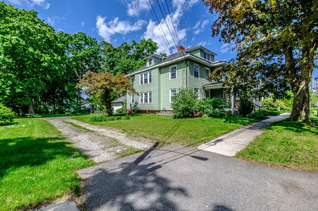 15 Longfellow Street Portland ME 04103