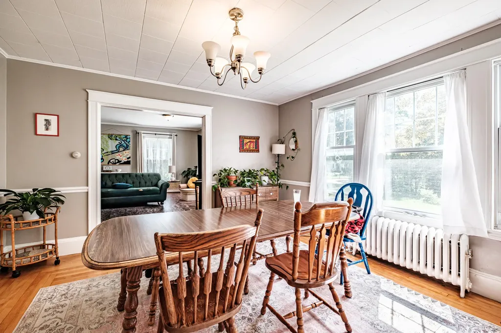 15 Longfellow Street Portland ME 04103
