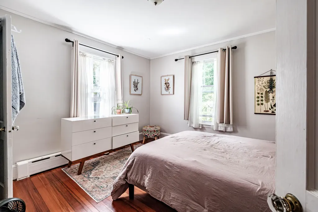 15 Longfellow Street Portland ME 04103