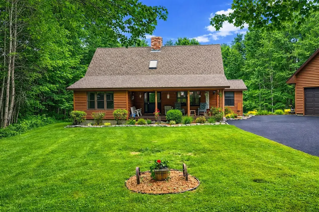 27 Independence Drive Windham ME 04062