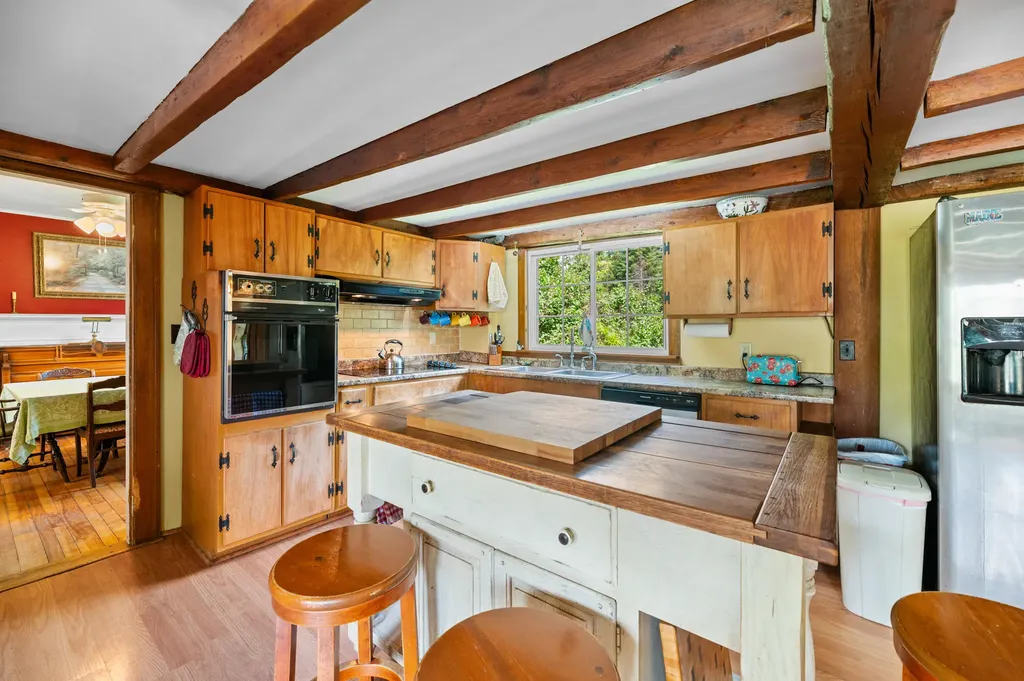 17 Cushnoc Road Vassalboro ME 04989
