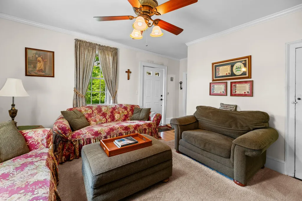 17 Cushnoc Road Vassalboro ME 04989
