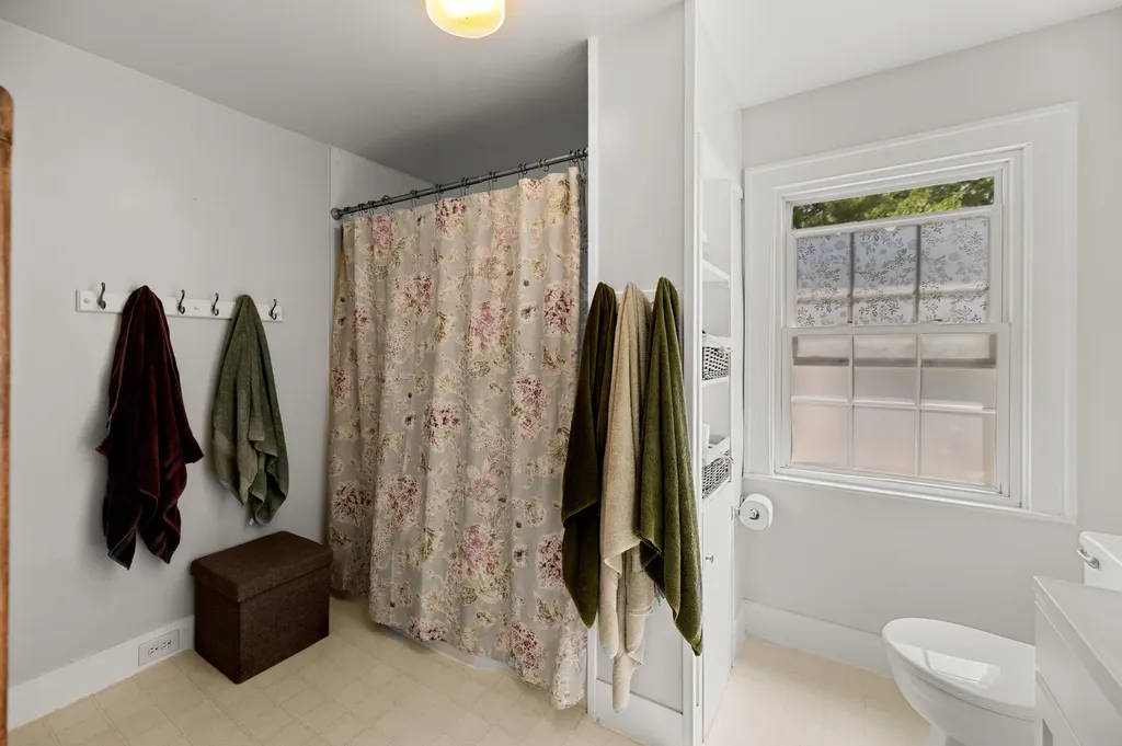 17 Cushnoc Road Vassalboro ME 04989