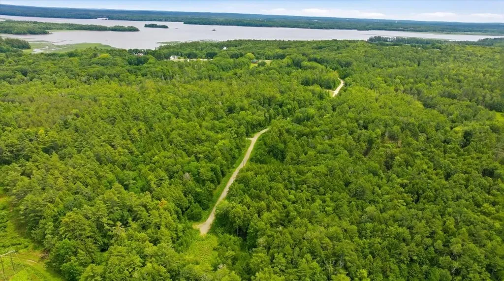 Lot 08 Sara's Way Bowdoinham ME 04008