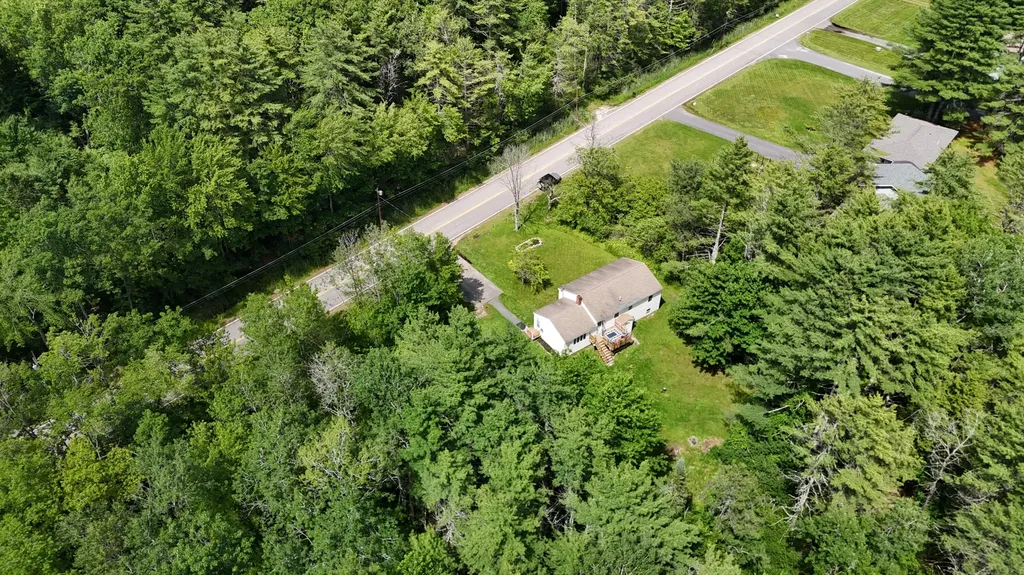 41 Mclellan Road Gorham ME 04038