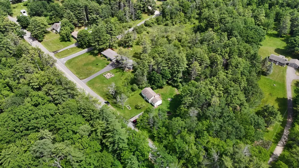 41 Mclellan Road Gorham ME 04038