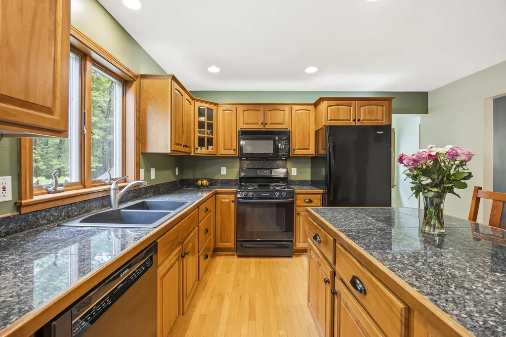 20 Ambrose Circle Gray ME 04039
