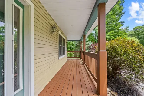 20 Ambrose Circle Gray ME 04039