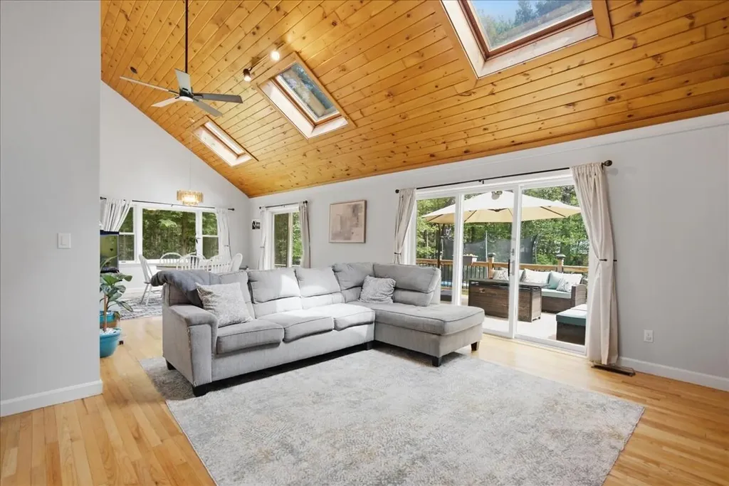 78 Mary Lane Oakland ME 04963