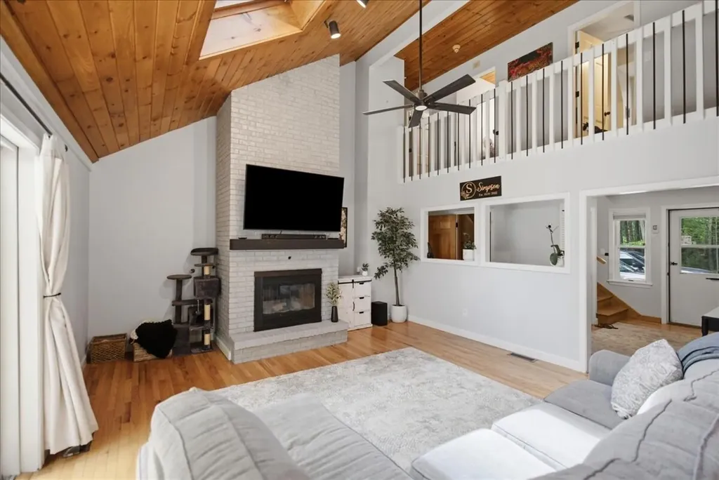 78 Mary Lane Oakland ME 04963