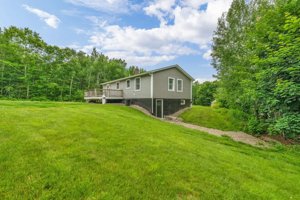 52 Lee Street Bucksport ME 04416
