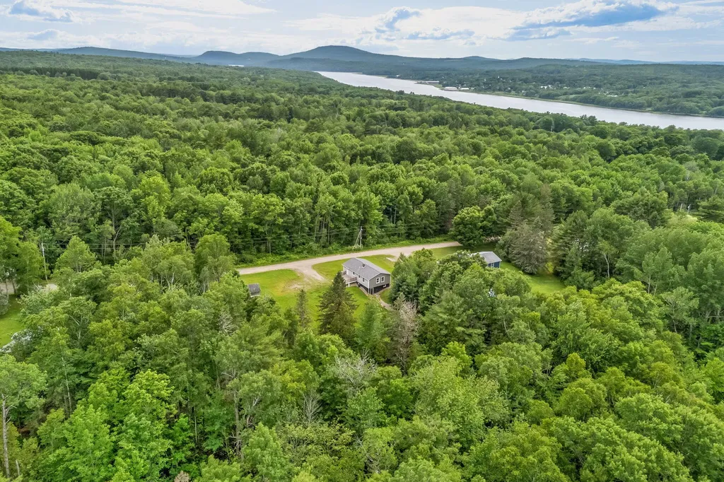 52 Lee Street Bucksport ME 04416