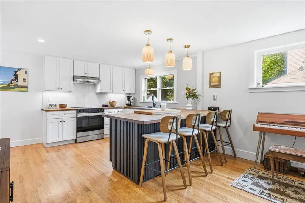 418 Auburn Street Portland ME 04103