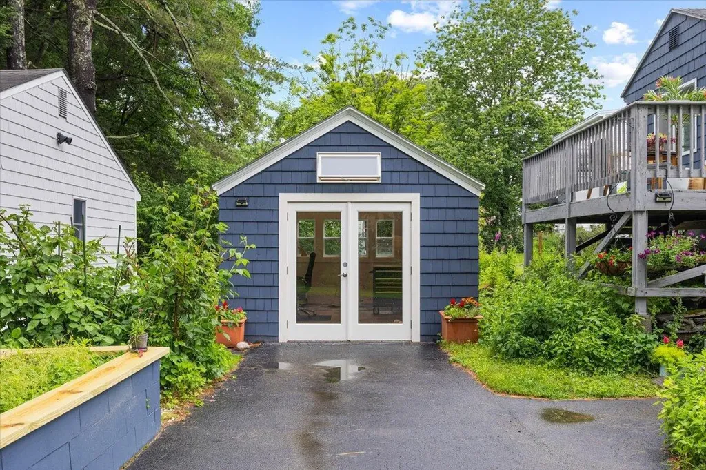418 Auburn Street Portland ME 04103