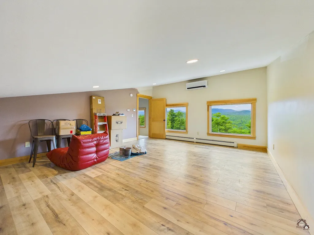 49 Final Drive Kingfield ME 04947