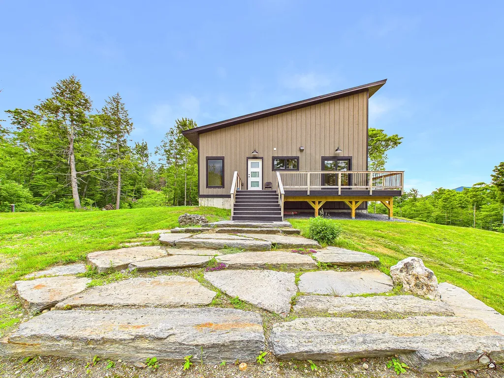 49 Final Drive Kingfield ME 04947