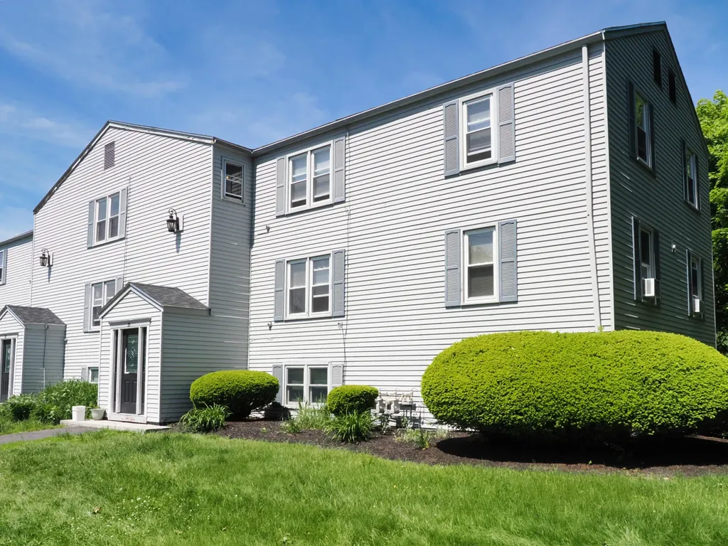 25 Minott Street South Portland ME 04106