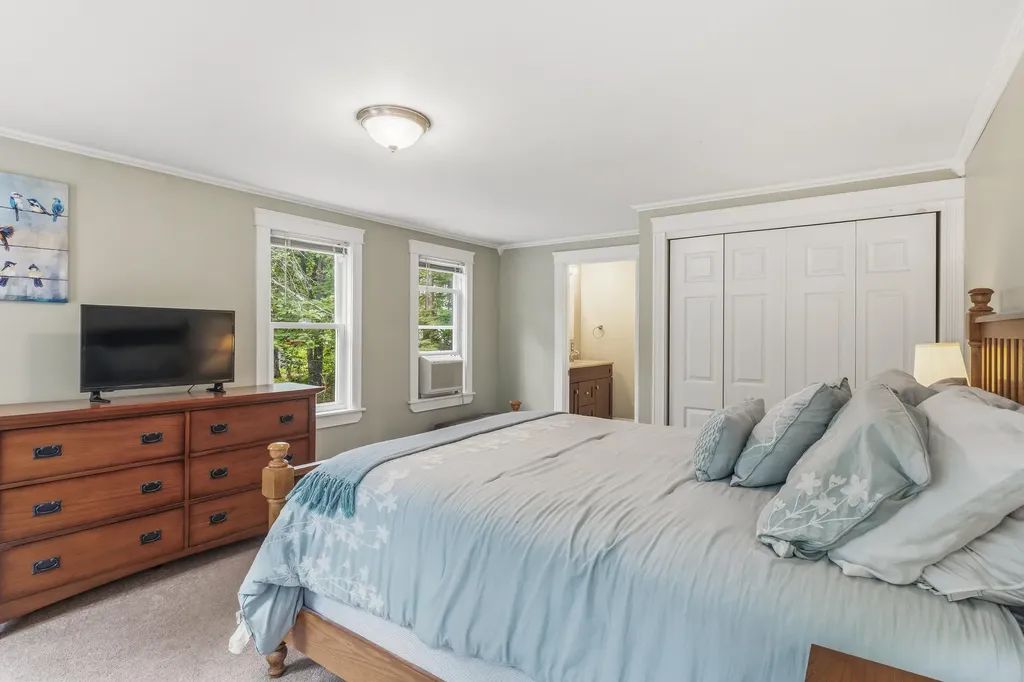 32 Pennymeadow Walk Wells ME 04090