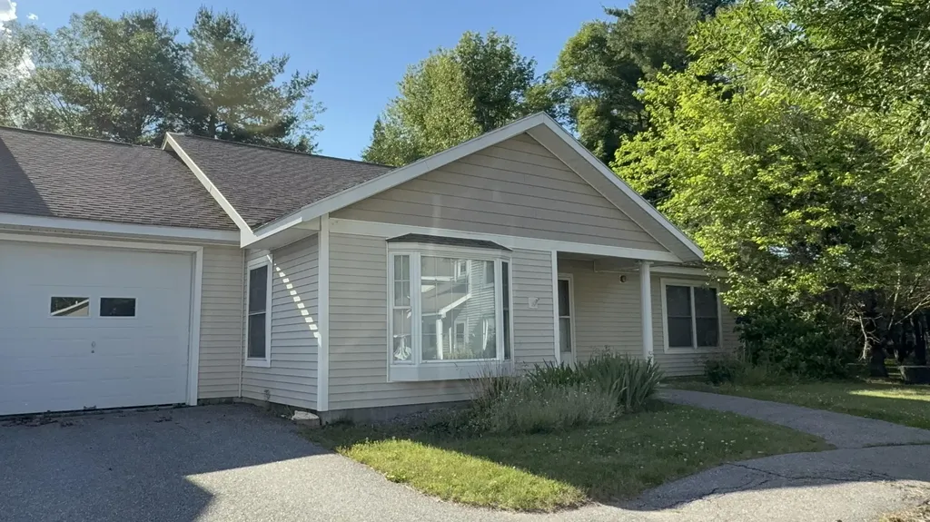 Brunswick ME, 15 Chickadee Circle, Unit 15