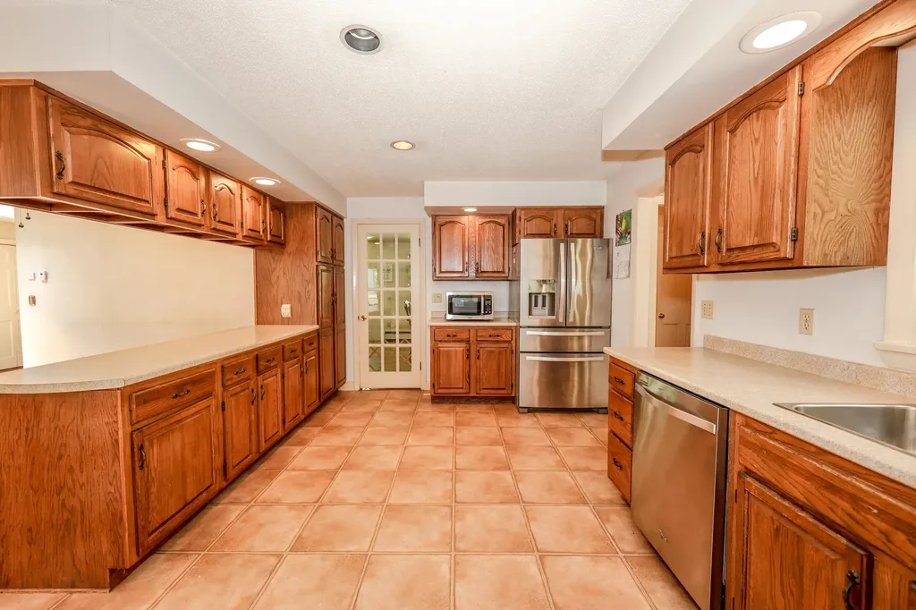 29 Rosewood Circle Kennebunk ME 04043