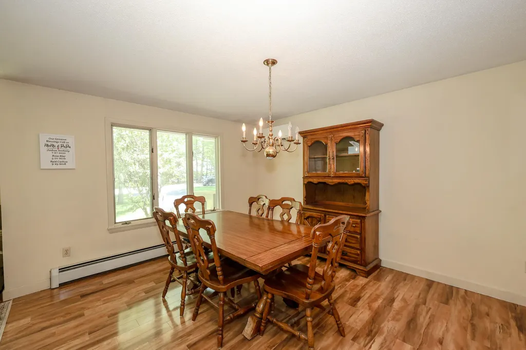 29 Rosewood Circle Kennebunk ME 04043