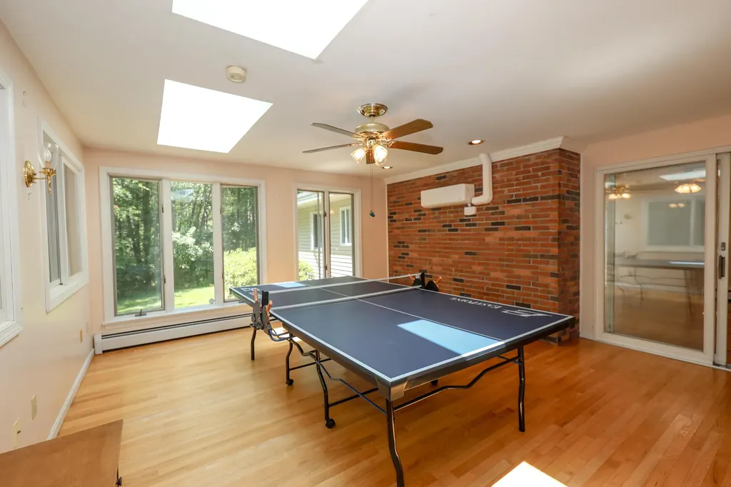 29 Rosewood Circle Kennebunk ME 04043
