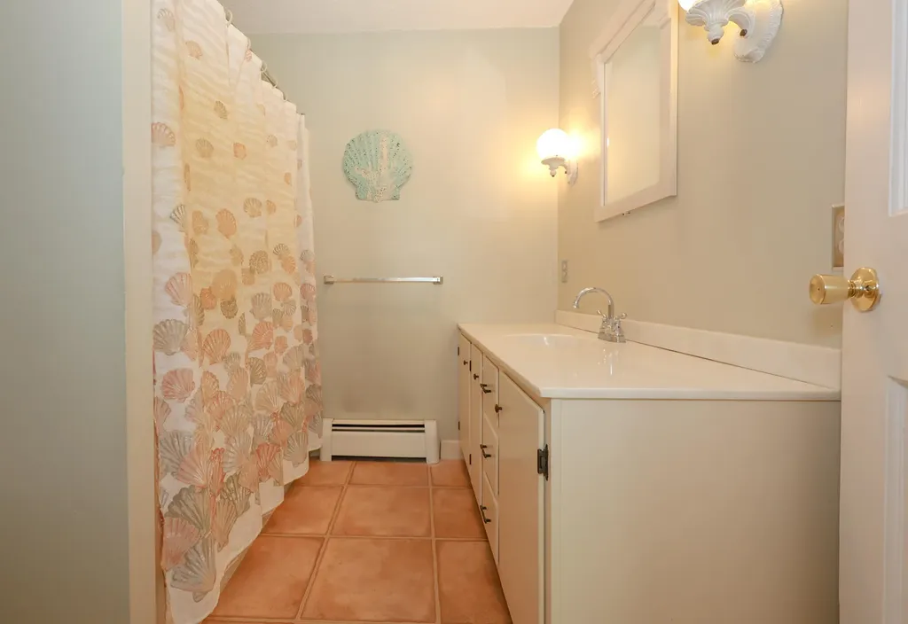 29 Rosewood Circle Kennebunk ME 04043