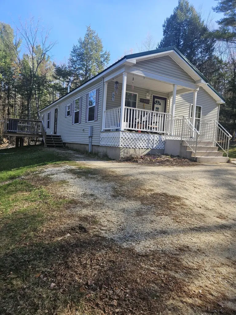 96 E Hebron Road Buckfield ME 04220