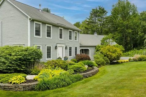 22 Schooner Ridge Road Cumberland ME 04110