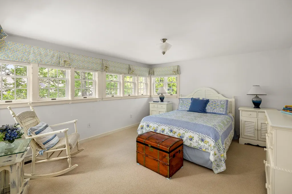 195 Beauchamp Point Road Rockport ME 04856